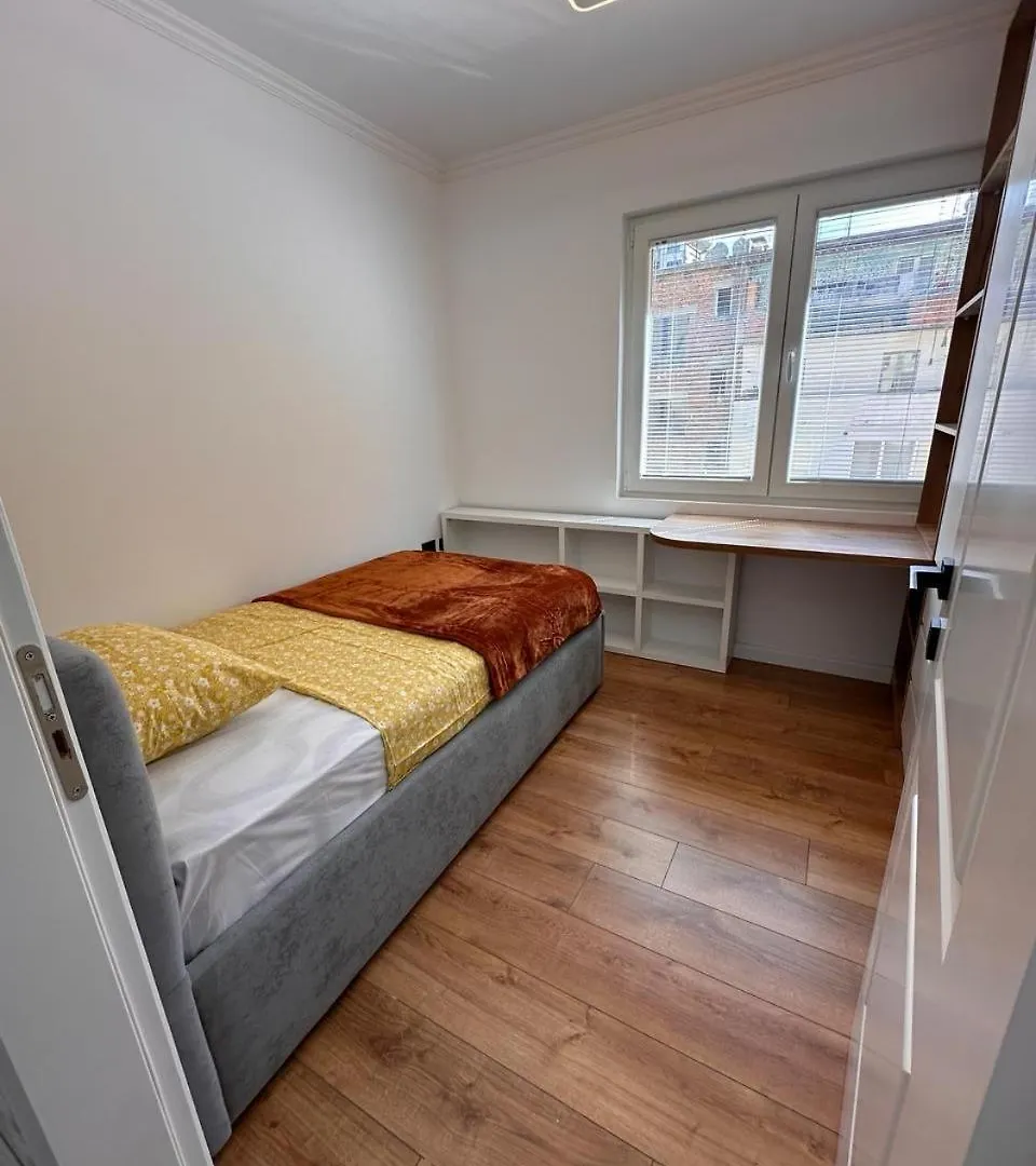 Amaris Apartment 티라나