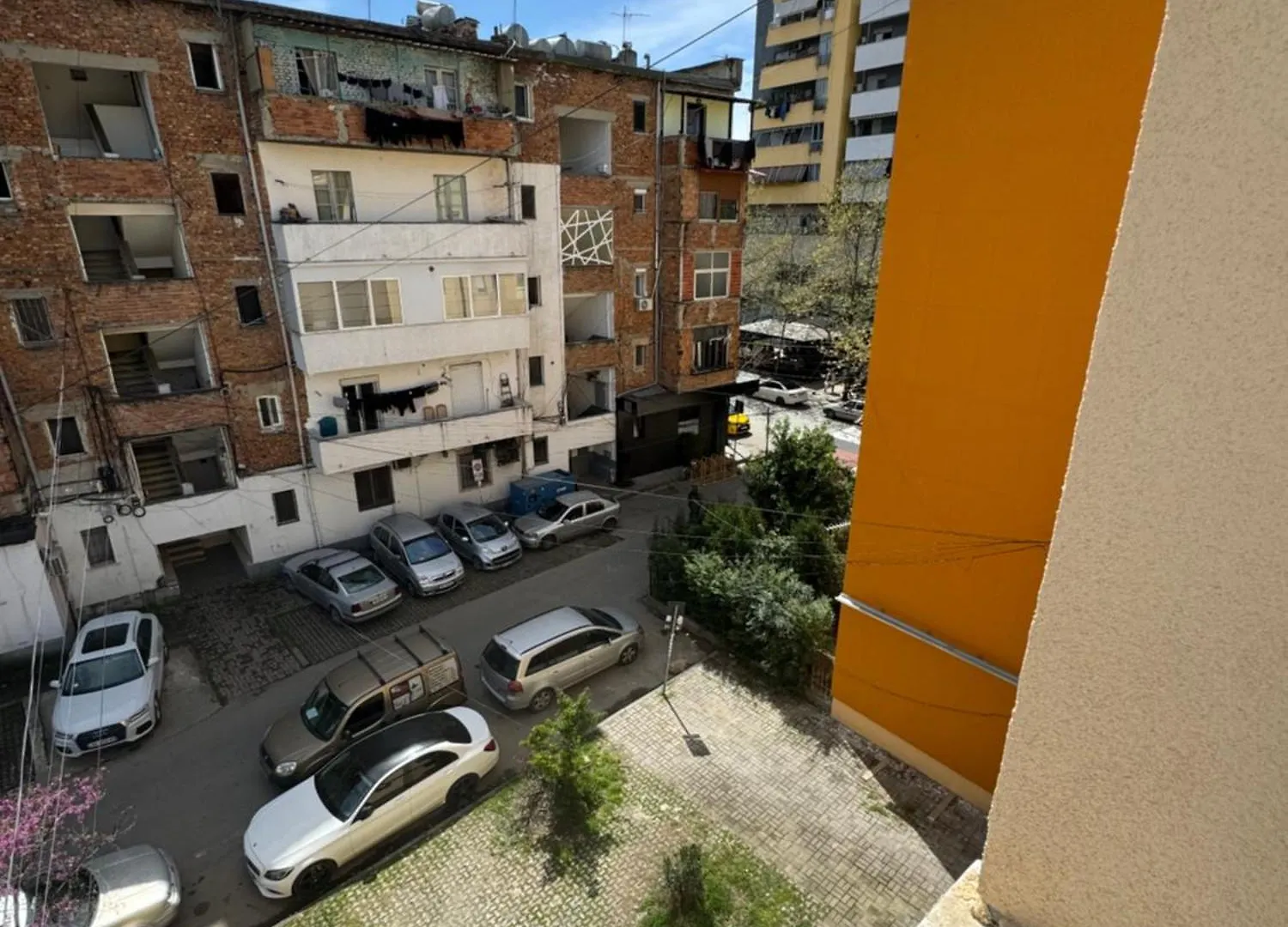 Amaris Apartment Tirana 0*,  Albania