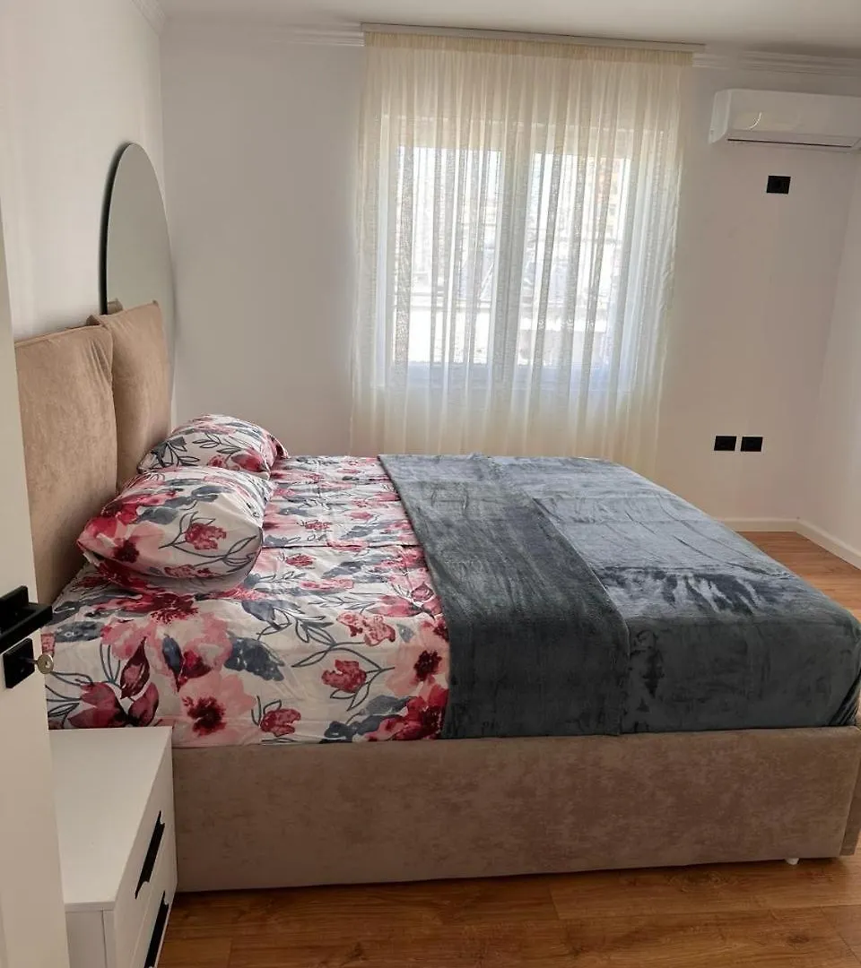 Amaris Apartment Tirana 0*,